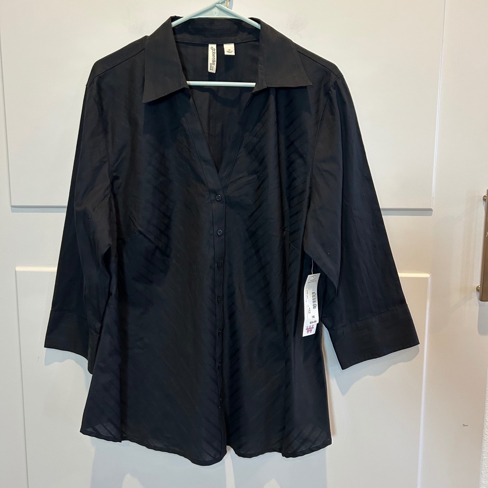 St Johns Bay Women Plus Size 1X Black Button‎ Front V Neck Stretch Shirt Top NWT